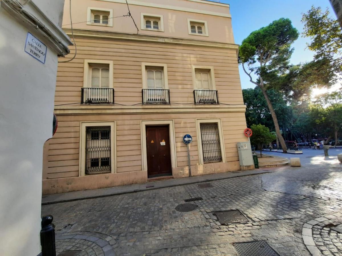 Ferienwohnung Precioso Duplex En El Corazon De Cádiz Exterior foto